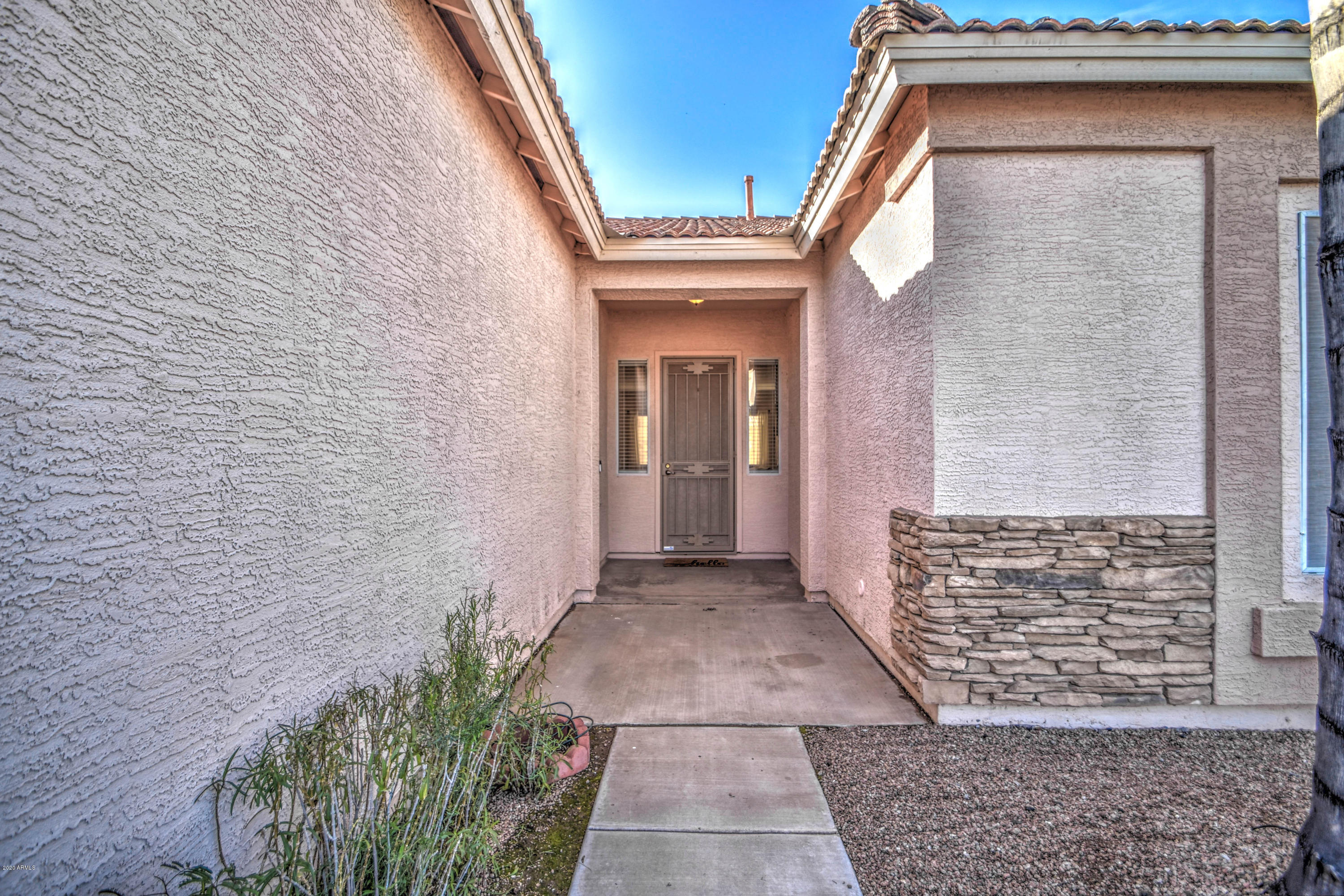 2985 East Harwell Road Gilbert, AZ 85234 - Photo 5 of 44 FRONT 4