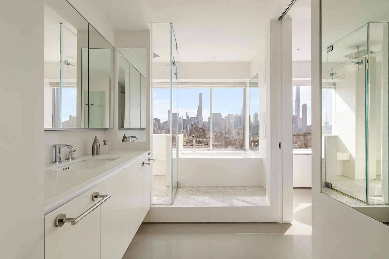 900 Park Avenue, Unit 25CD Manhattan, NY 10075 - Photo 8 of 20 Gallery Image 8