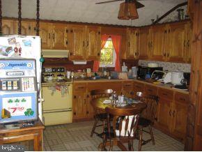 64 Oxycocus Road Manahawkin, NJ 08050 - Photo 4 of 8 Gallery Image 4