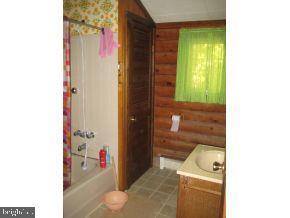 64 Oxycocus Road Manahawkin, NJ 08050 - Photo 6 of 8 Gallery Image 6