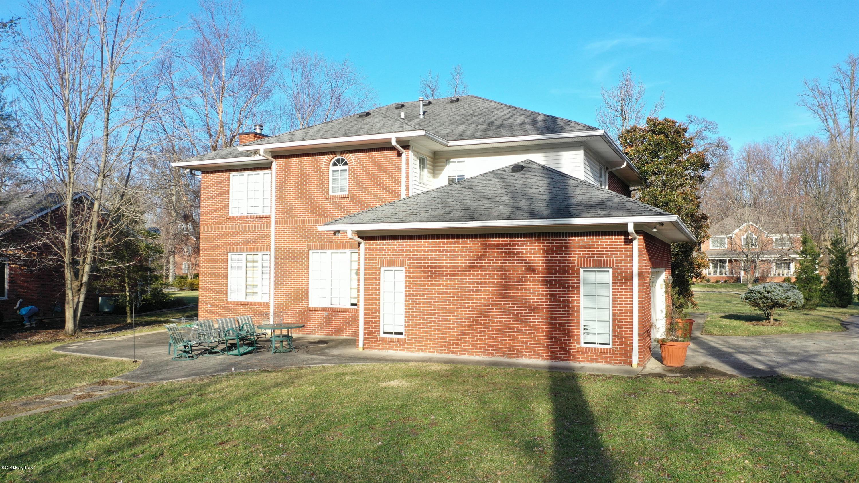 7 Anchorage Pointe Anchorage, KY 40223 - Photo 54 of 62 053_Rear View