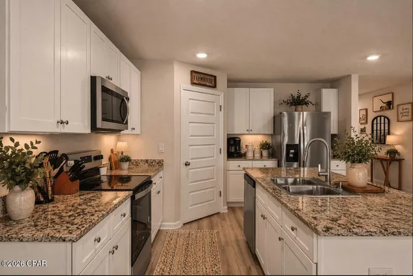 $2,700 | 7504 Delancey Street, Panama City, FL 32404