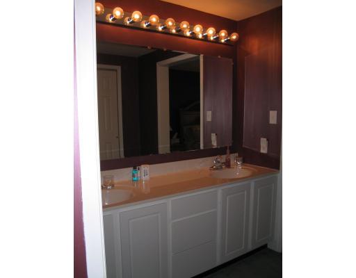 179 Braley Road Freetown, MA 02717 - Photo 8 of 15 Gallery Image 8