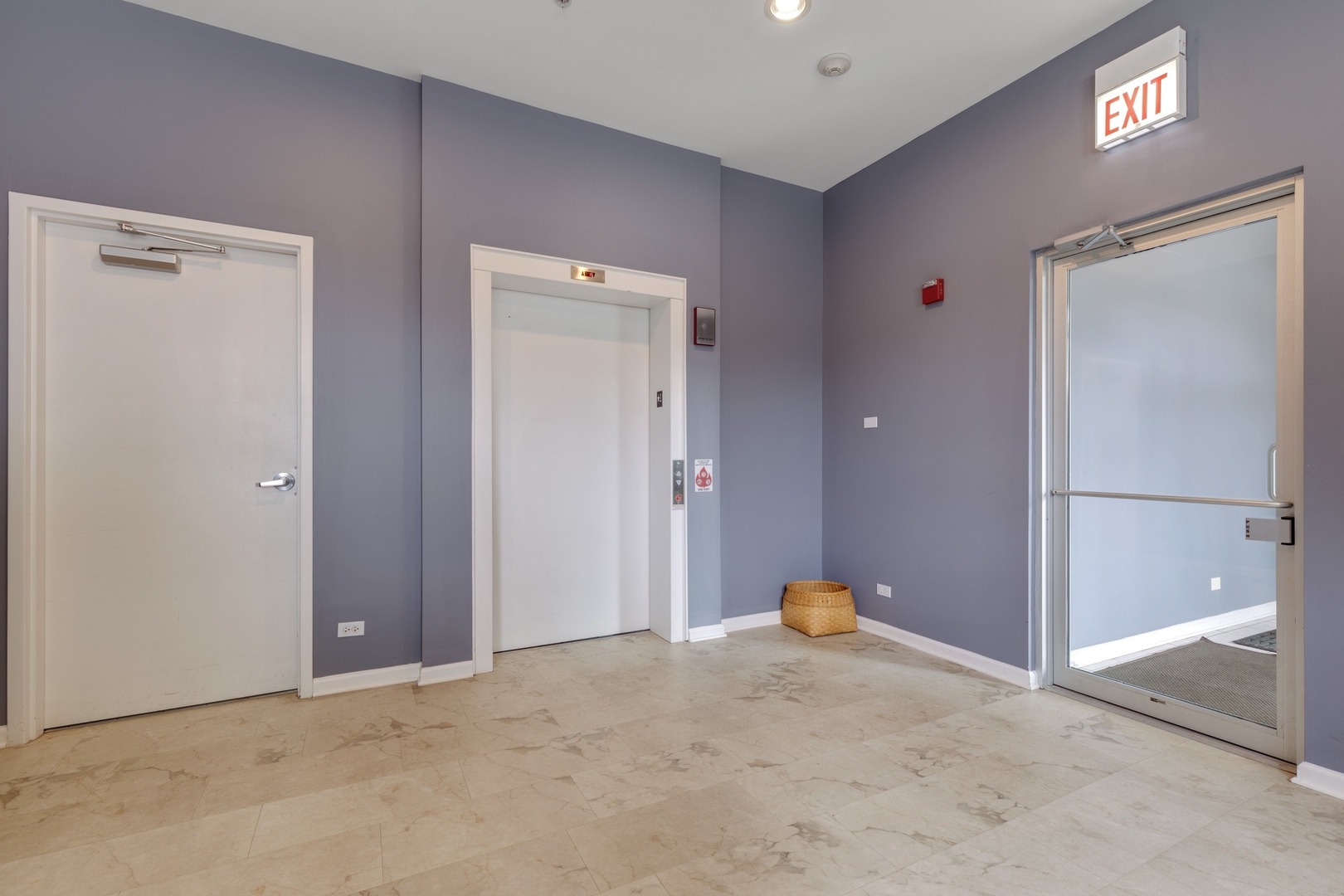 2935 Central Street, Unit 204 Evanston, IL 60201 - Photo 3 of 29 a view of an empty room
