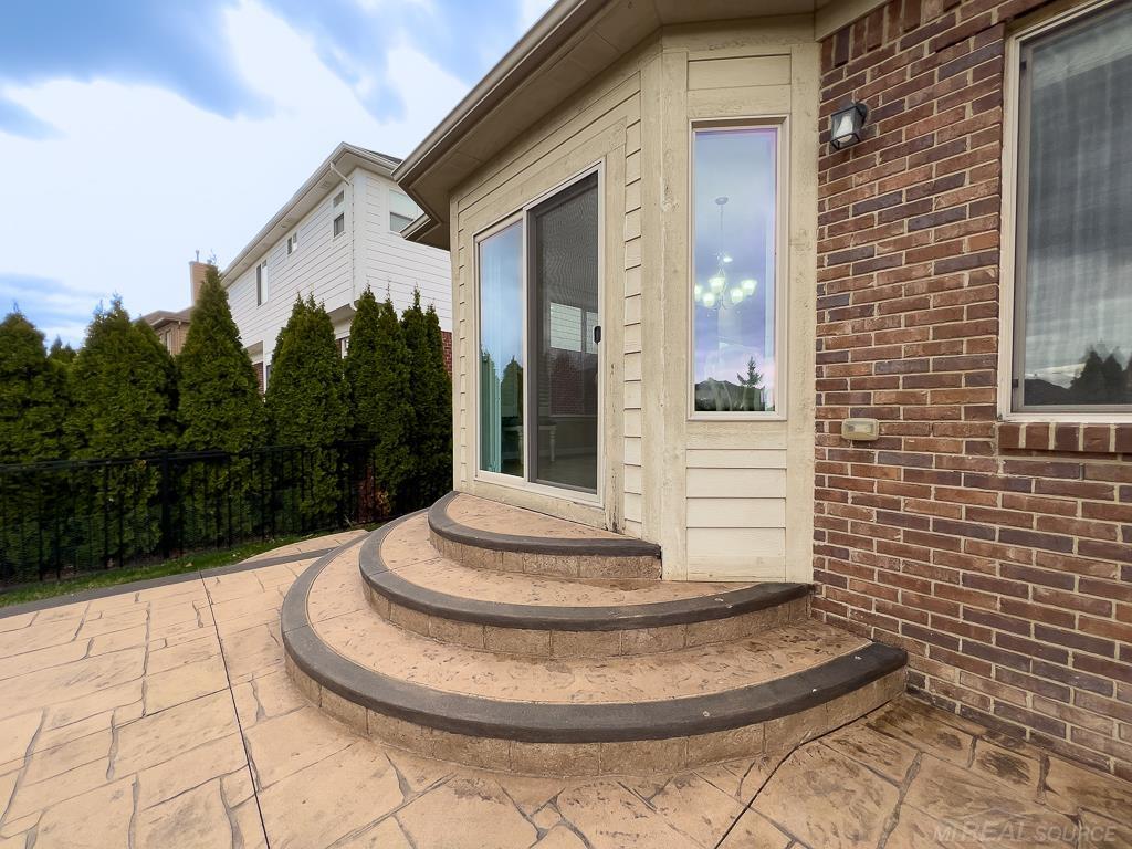 16092 Moore Park Road Macomb, MI 48044 - Photo 46 of 53 50137754-6b1a4325-dd75-45f0-a228-750af1c39cbd.JPG