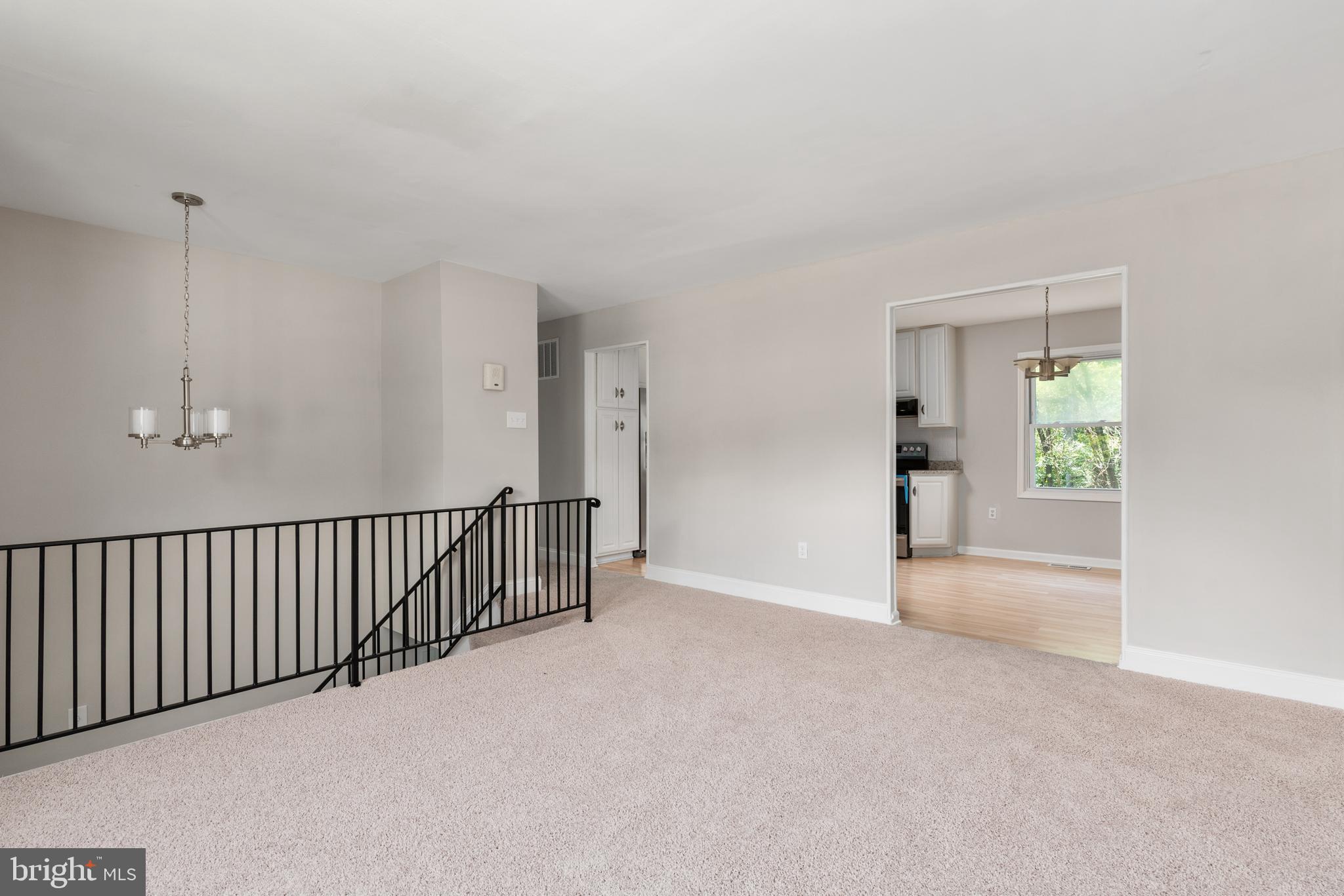 1055 Springhill Way Gambrills, MD 21054 - Photo 4 of 29 Gallery Image 4