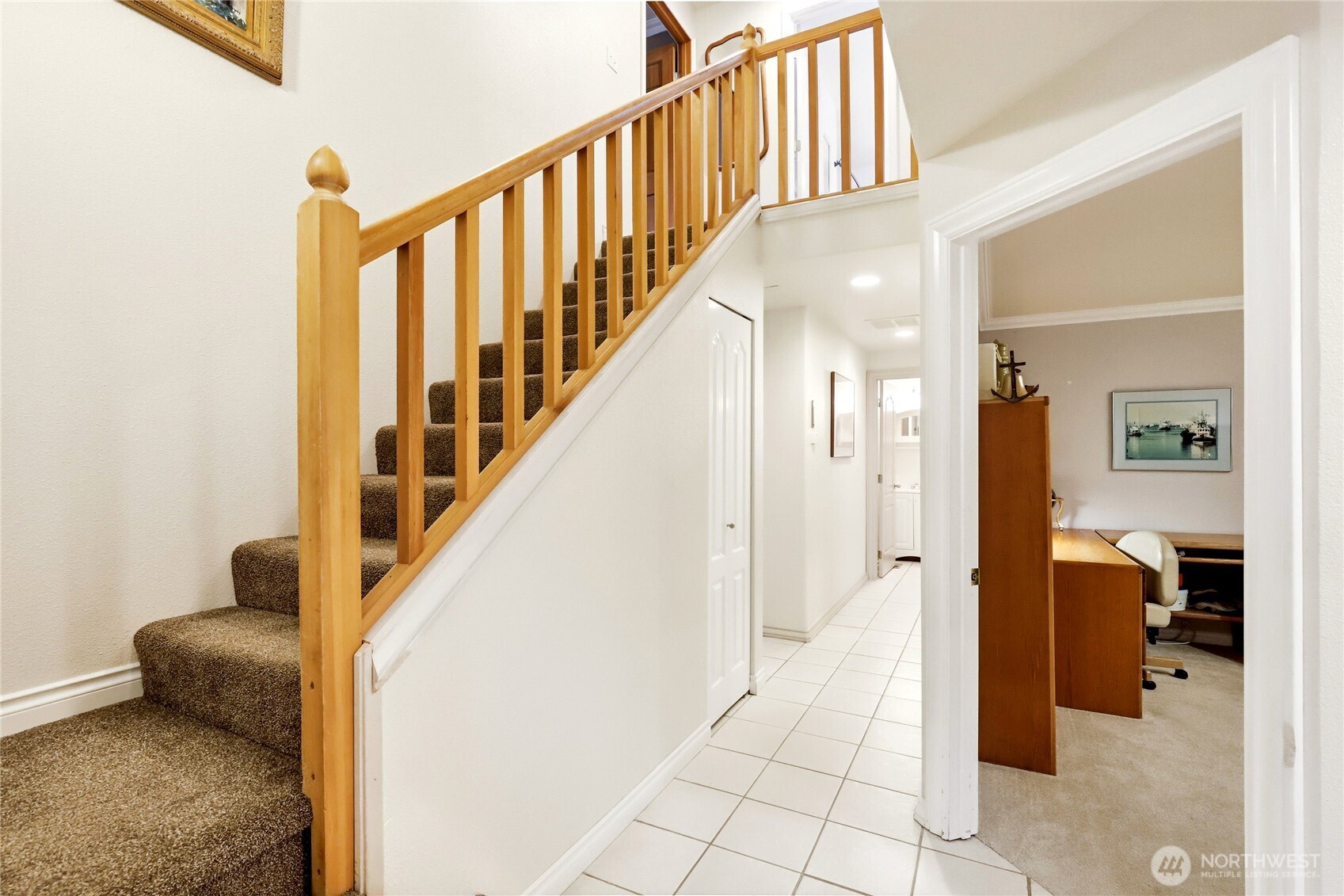 21 East Michelle Court Union, WA 98592 - Photo 15 of 33 a view of an entryway with wooden floor
