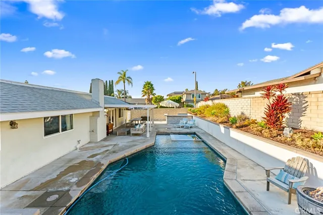 $1,449,000 | 25571 Vesuvia Avenue, Mission Viejo, CA 92691