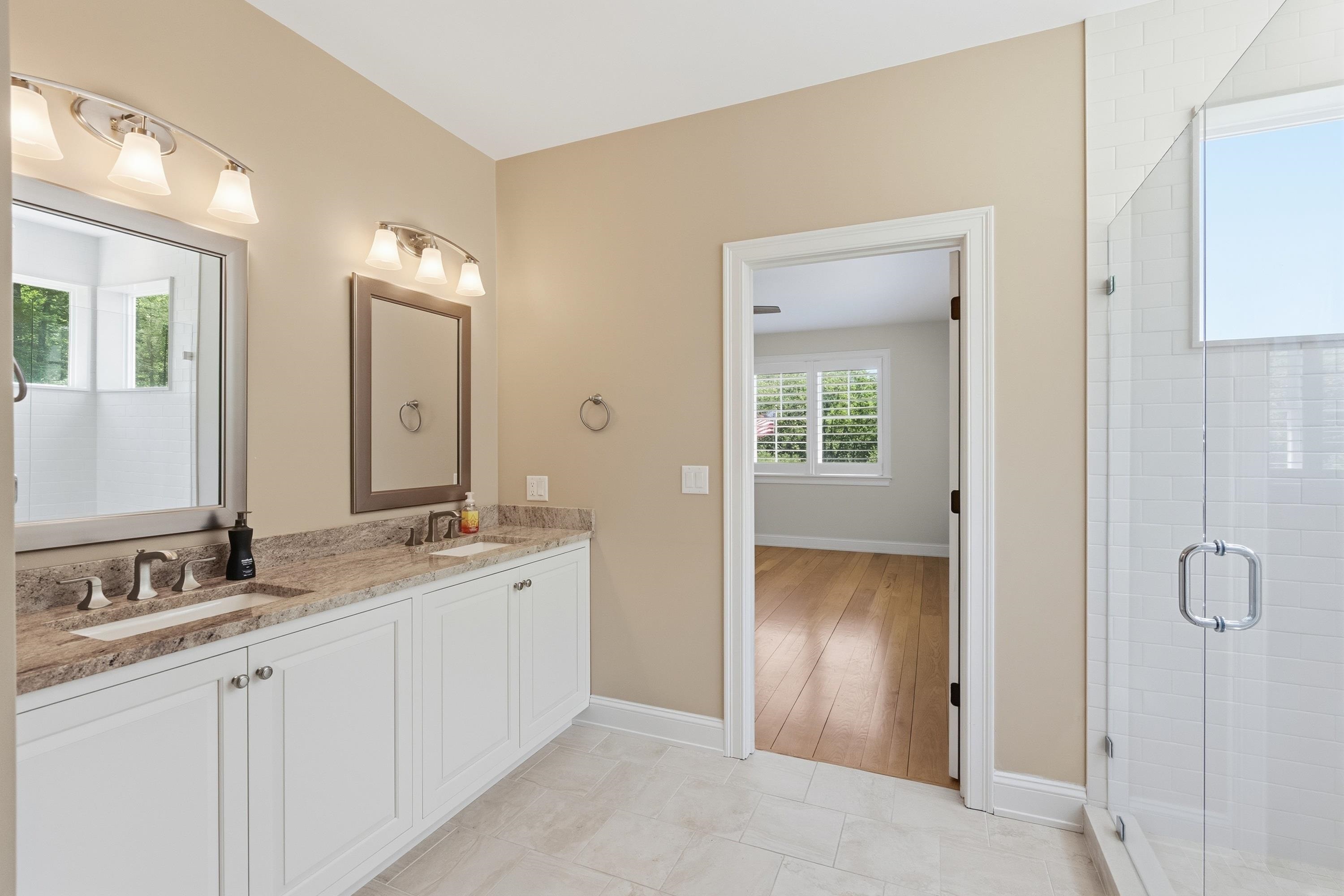 4 South Grater Road Merrimack, NH 03054 - Photo 18 of 60