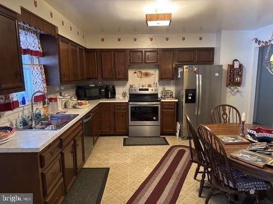 6159 River Road Elkridge, MD 21075 - Photo 4 of 16 Gallery Image 4