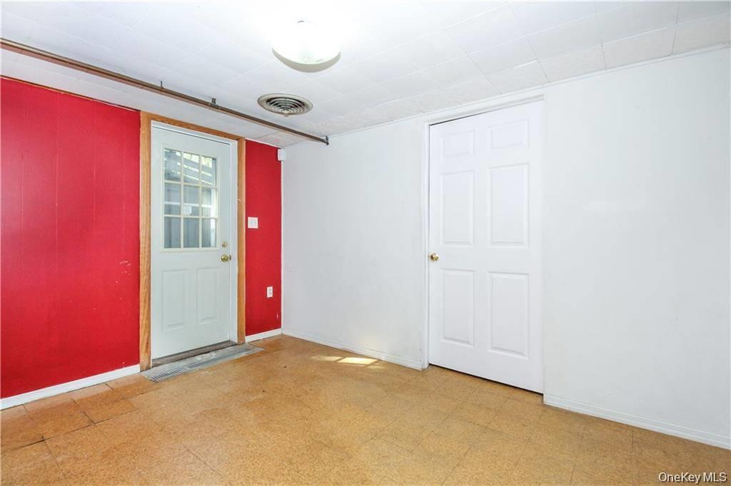 26 Montrose Point Road Montrose, NY 10548 - Photo 15 of 20 an empty room with windows