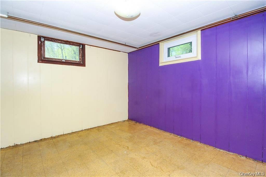 26 Montrose Point Road Montrose, NY 10548 - Photo 17 of 20 an empty room with windows