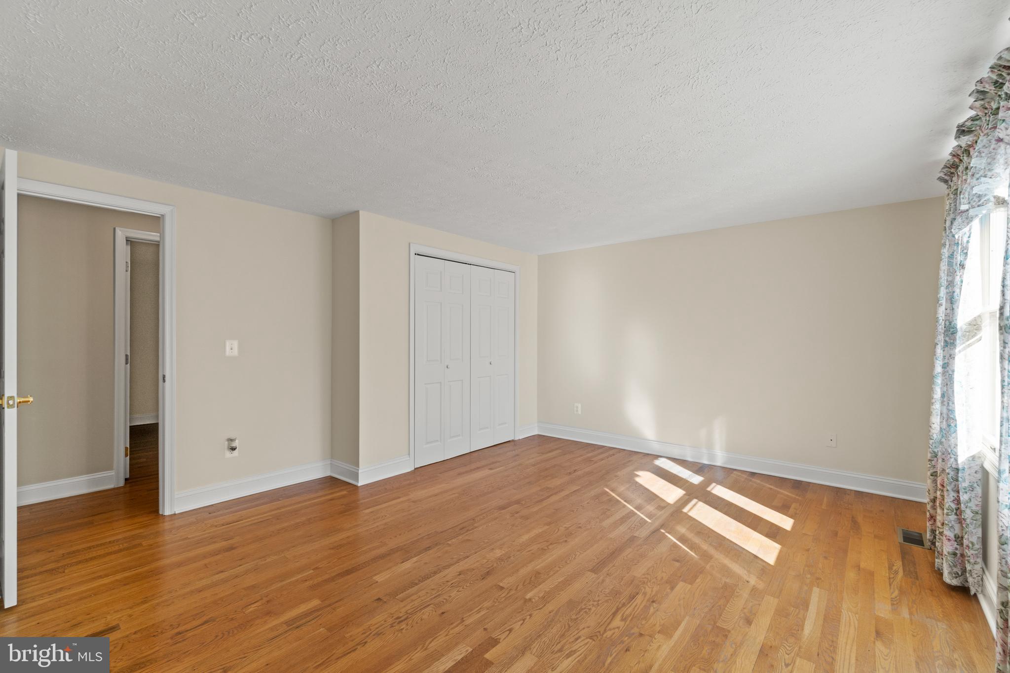 110 Rector Street Sterling, VA 20164 - Photo 20 of 39 Gallery Image 20