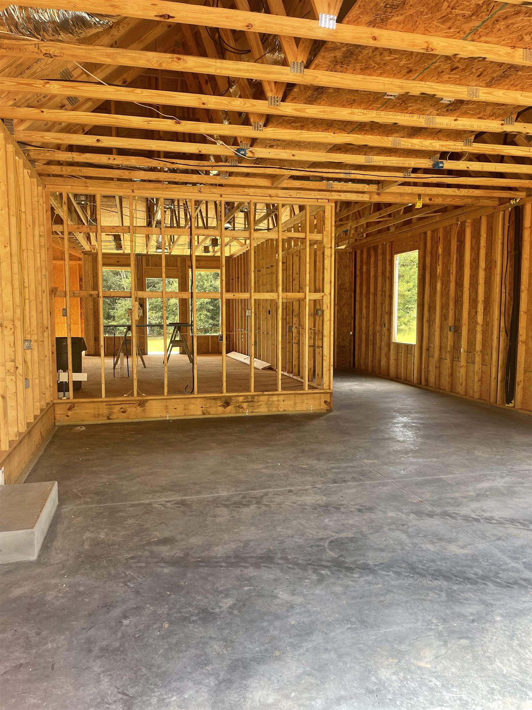 261 Ferree Road Campobello, SC 29322 - Photo 2 of 5