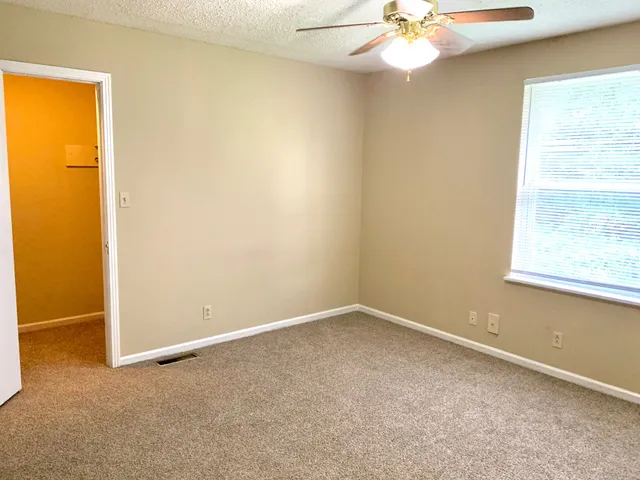 $850 | 1209 State Line Road, Unit 50, Oak Grove, KY 42262