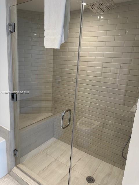 4010 South Ocean Drive, Unit R2702 Hollywood, FL 33019 - Photo 23 of 41 a bathroom with a shower