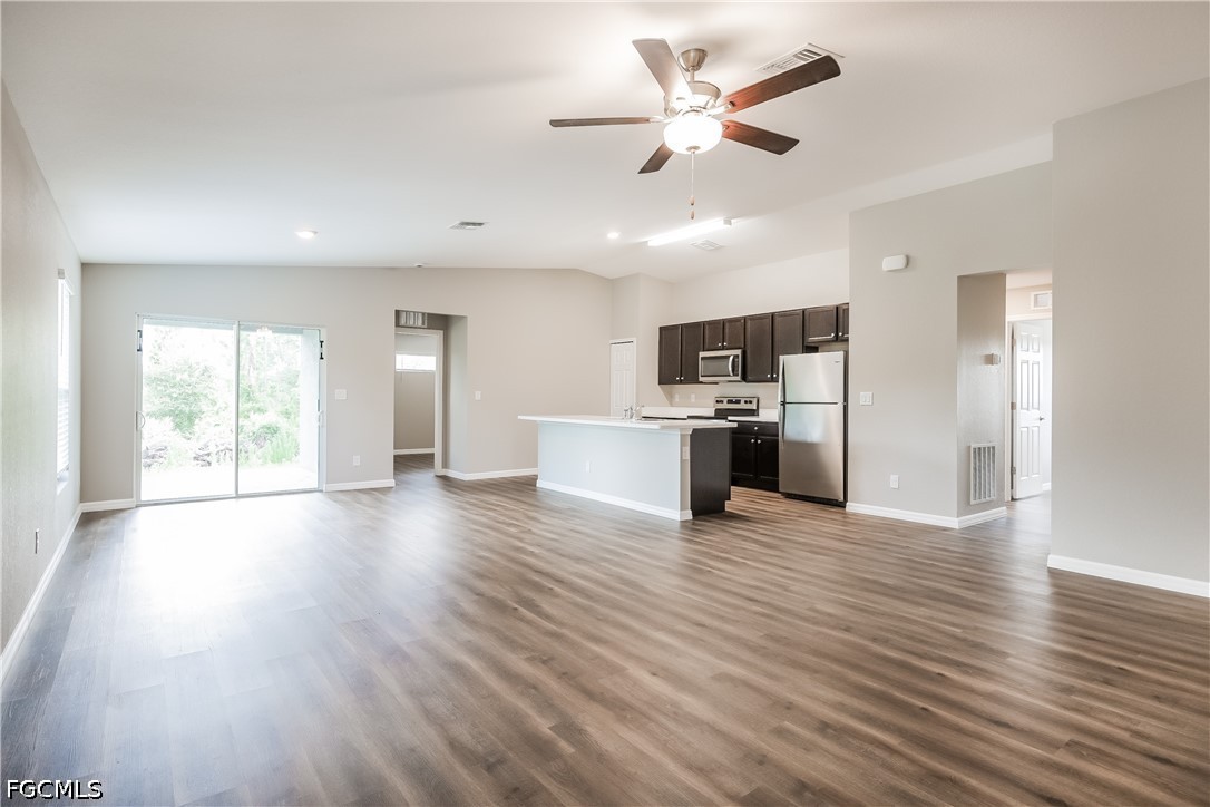 856 Anchor Street Lehigh Acres, FL 33974 - Photo 3 of 17