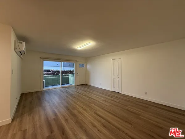 $3,500 | 314 South Clark Drive, Unit 2, Los Angeles, CA 90048