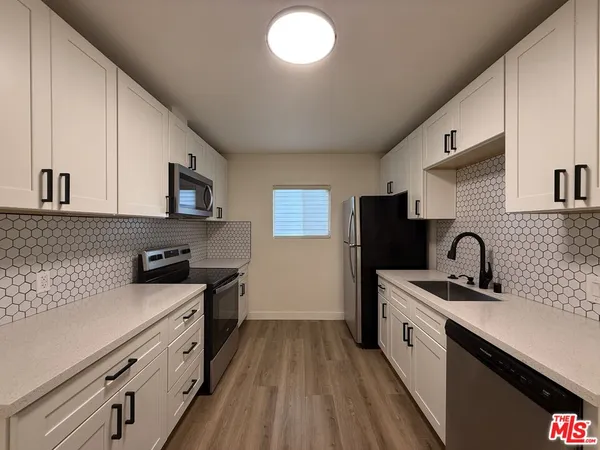 $3,500 | 314 South Clark Drive, Unit 2, Los Angeles, CA 90048
