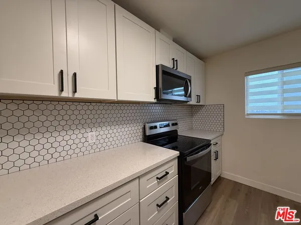 $3,500 | 314 South Clark Drive, Unit 2, Los Angeles, CA 90048