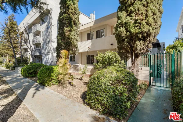 $3,500 | 314 South Clark Drive, Unit 2, Los Angeles, CA 90048