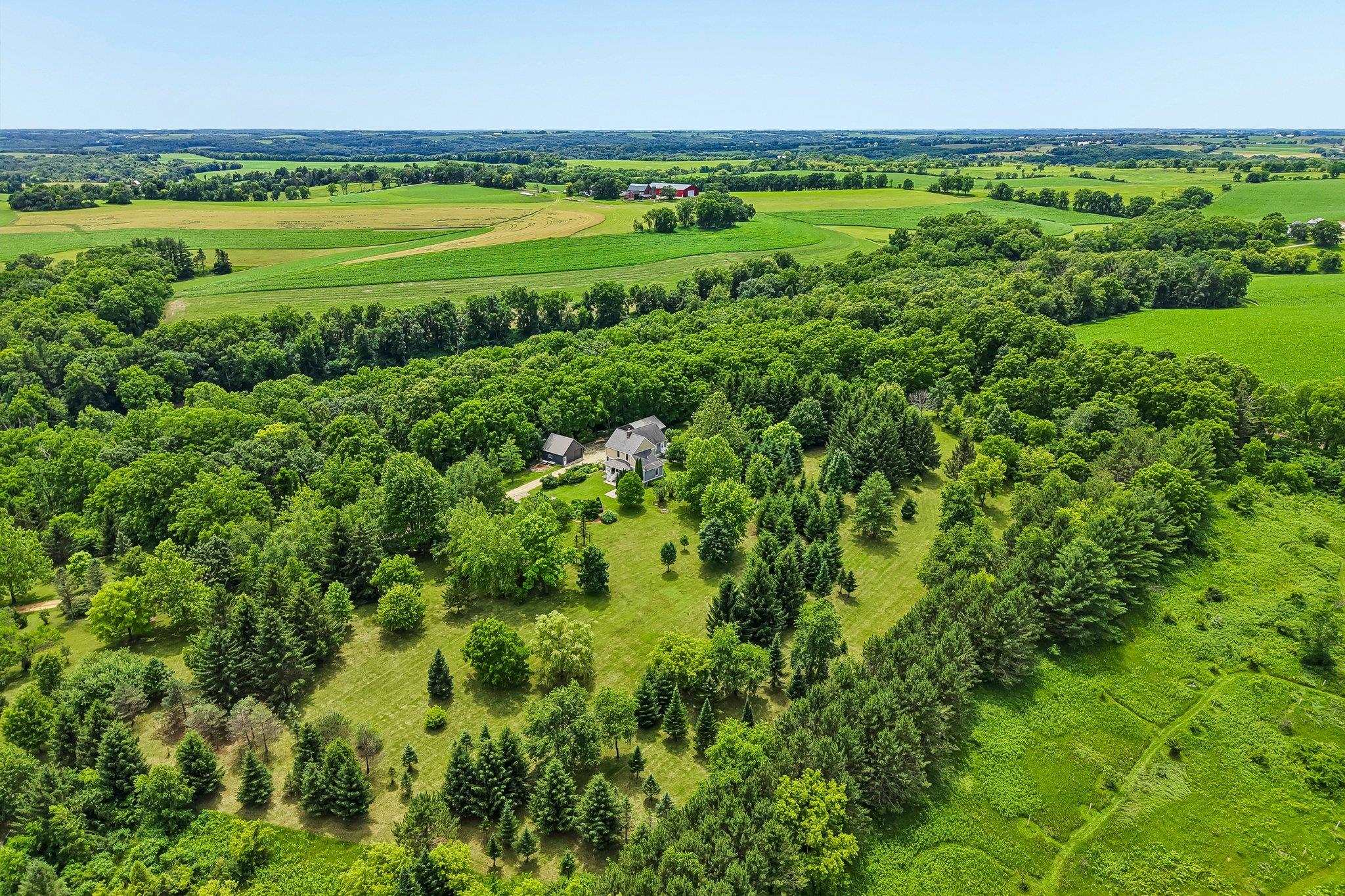 9224 Fargo Road Mount Horeb, WI 53572 - Photo 6 of 79