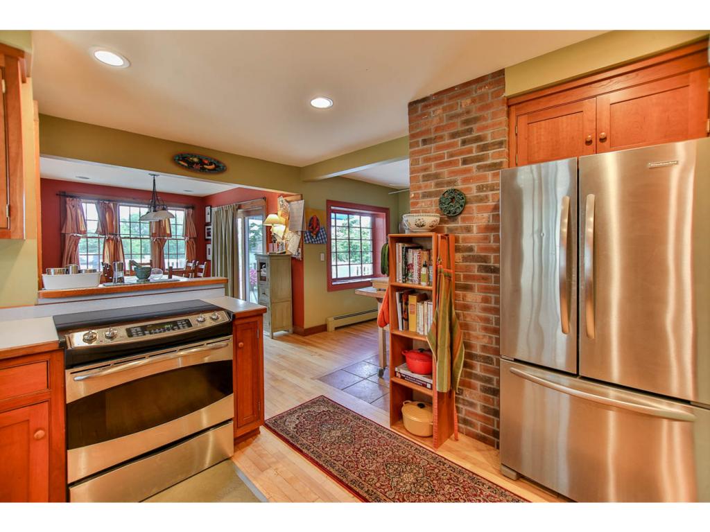 20 Kensington Road Hampton Falls, NH 03844 - Photo 5 of 36