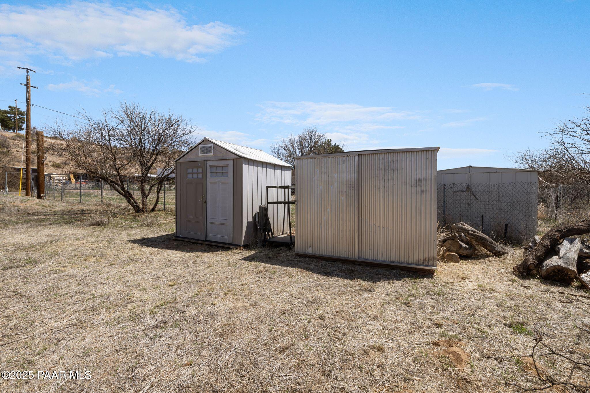 20533 East Aztec Trail Mayer, AZ 86333 - Photo 6 of 19 Backyard