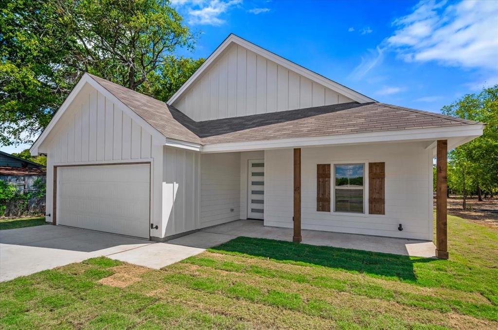 1104 Boone Street Cleburne, TX 76031 - Photo 3 of 30 Gallery Image 3