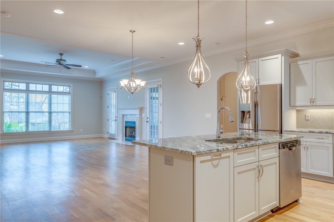 2813 Spring Lakes Crossing Opelika, AL 36801 - Photo 17 of 46 Gallery Image 17