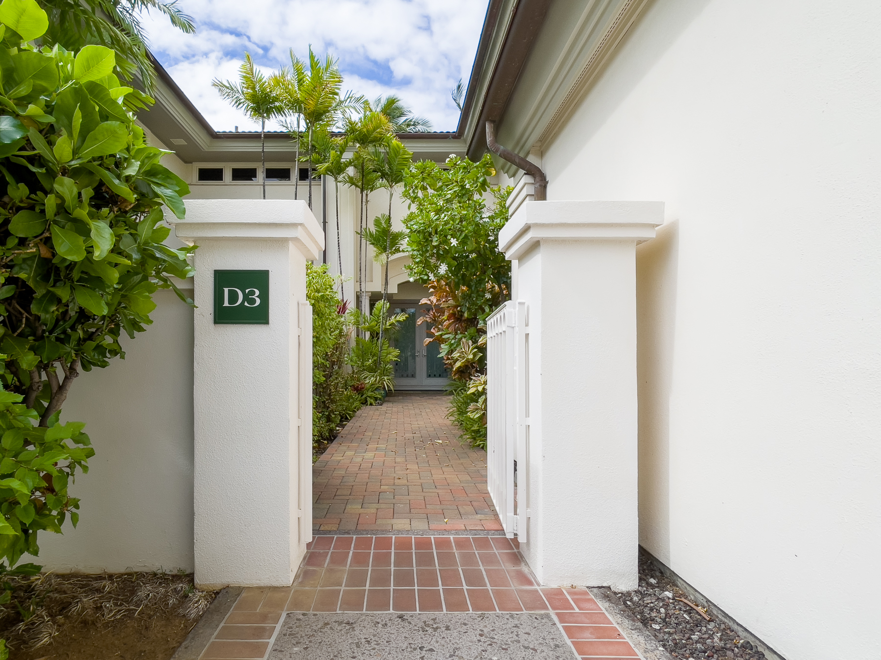 68-1375 Pauoa Road, Unit D3 Kamuela, HI 96743 - Photo 4 of 30 a view of a house with a yard