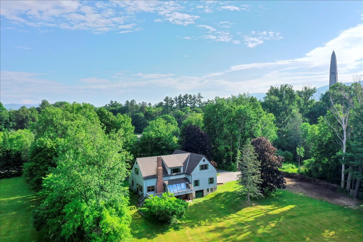230 Walloomsac Road Bennington, VT 05201 - Photo 2 of 40
