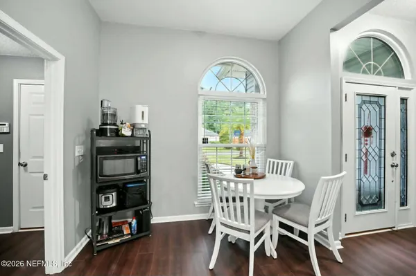 $2,400 | 832 Heritage Lakes Drive, Jacksonville, FL 32218