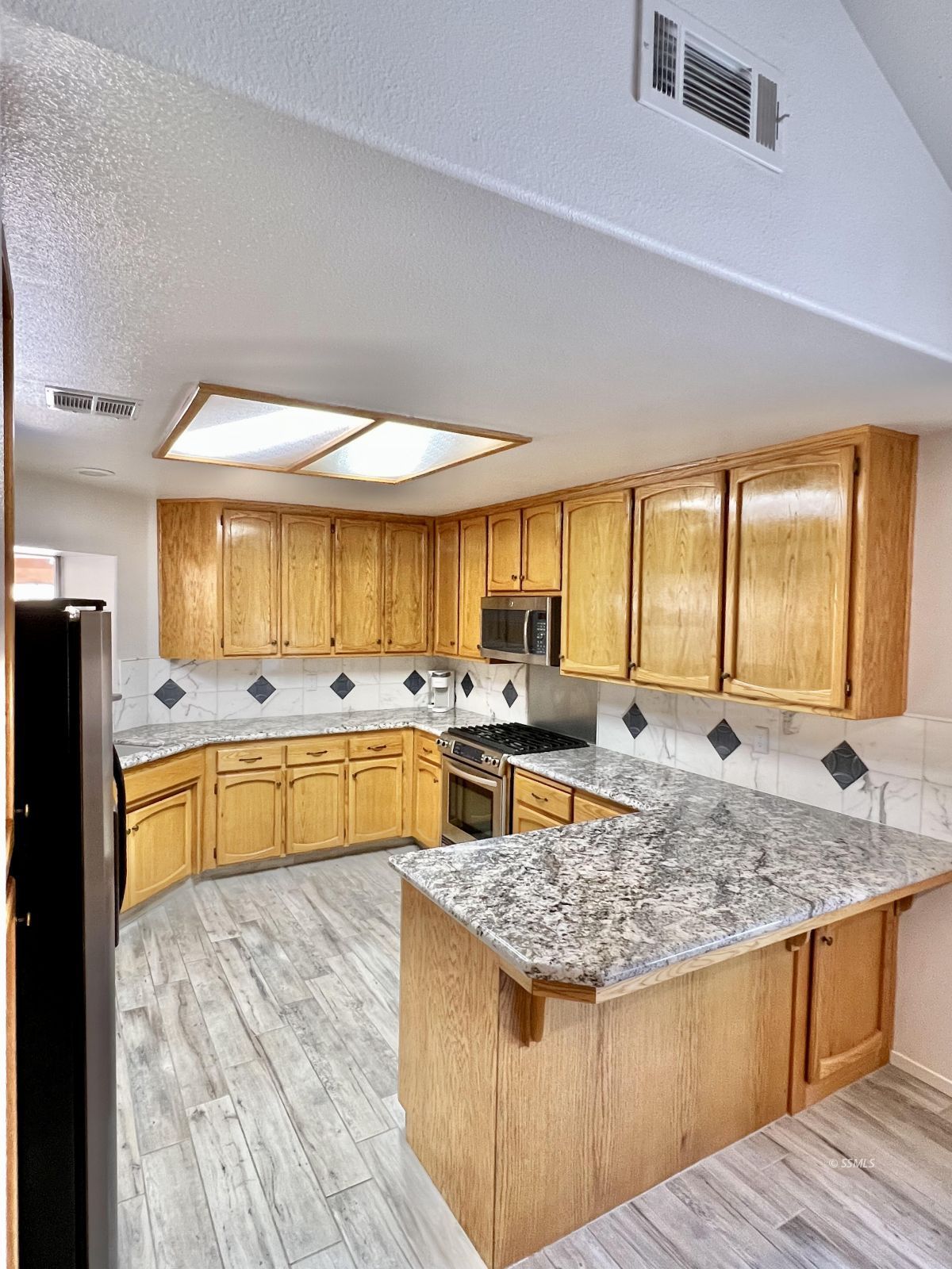2120 El Hogar Ridgecrest, CA 93555 - Photo 13 of 26 Gallery Image 13