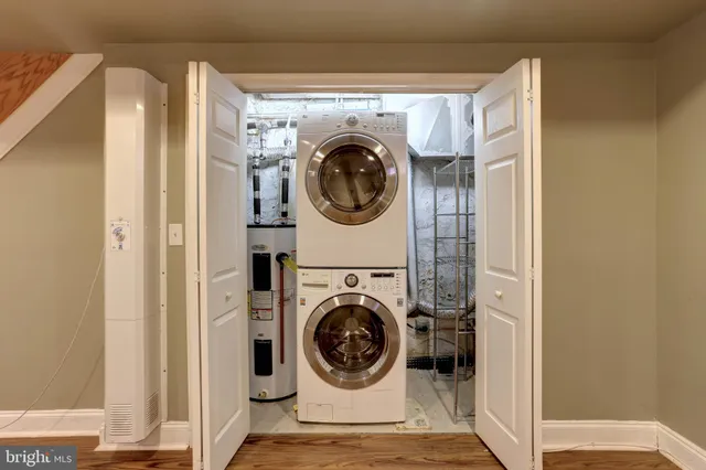 $1,650 | 3706 Harlem Avenue, Baltimore, MD 21229