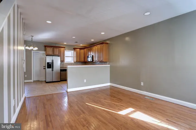 $1,650 | 3706 Harlem Avenue, Baltimore, MD 21229