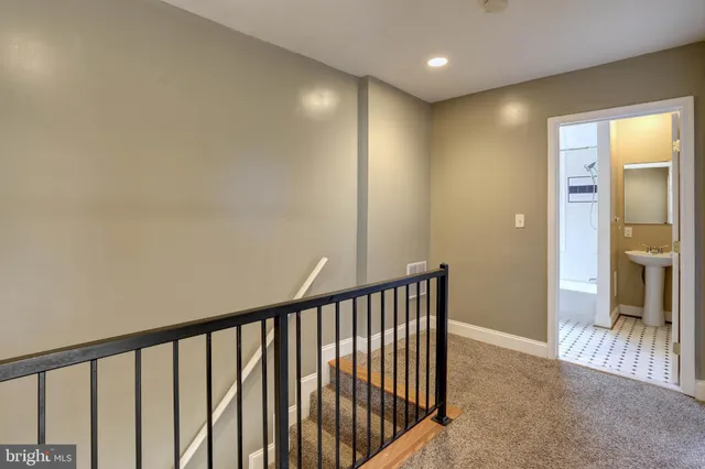 $1,650 | 3706 Harlem Avenue, Baltimore, MD 21229