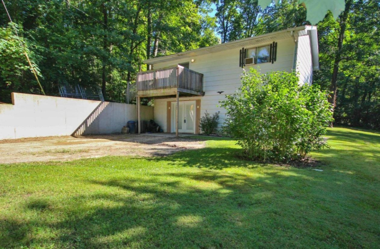 58111 Oak Drive Three Rivers, MI 49093 - Photo 1 of 23 20160920132632585191000000-o