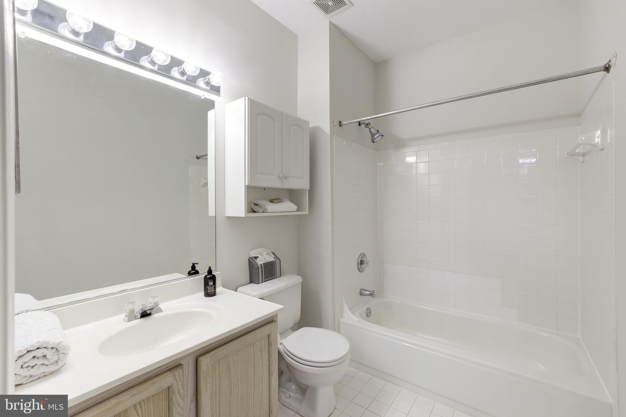 1305 Windleaf Drive, Unit 170 Reston, VA 20194 - Photo 26 of 32 Gallery Image 26