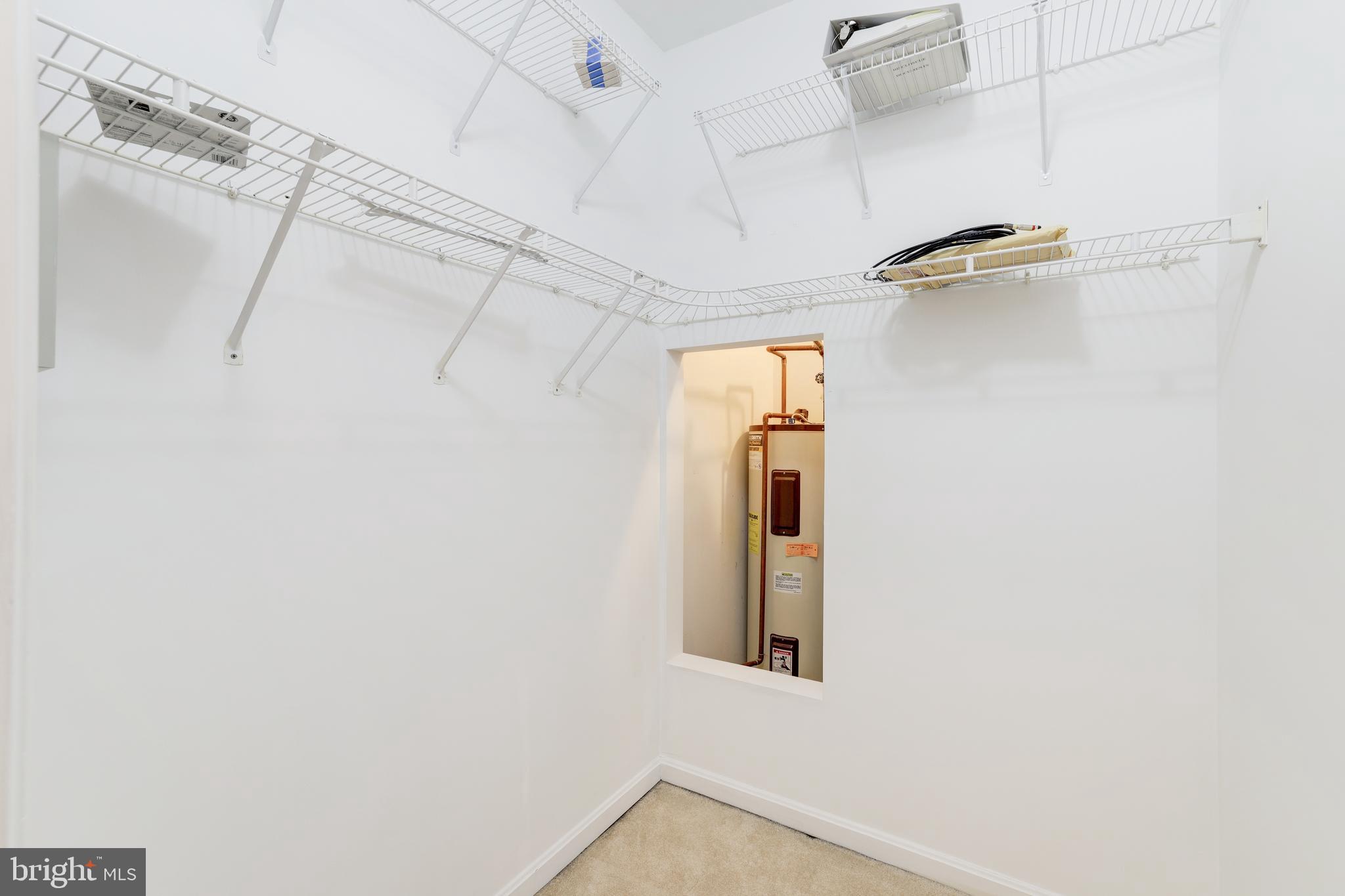 1305 Windleaf Drive, Unit 170 Reston, VA 20194 - Photo 5 of 32 Gallery Image 5