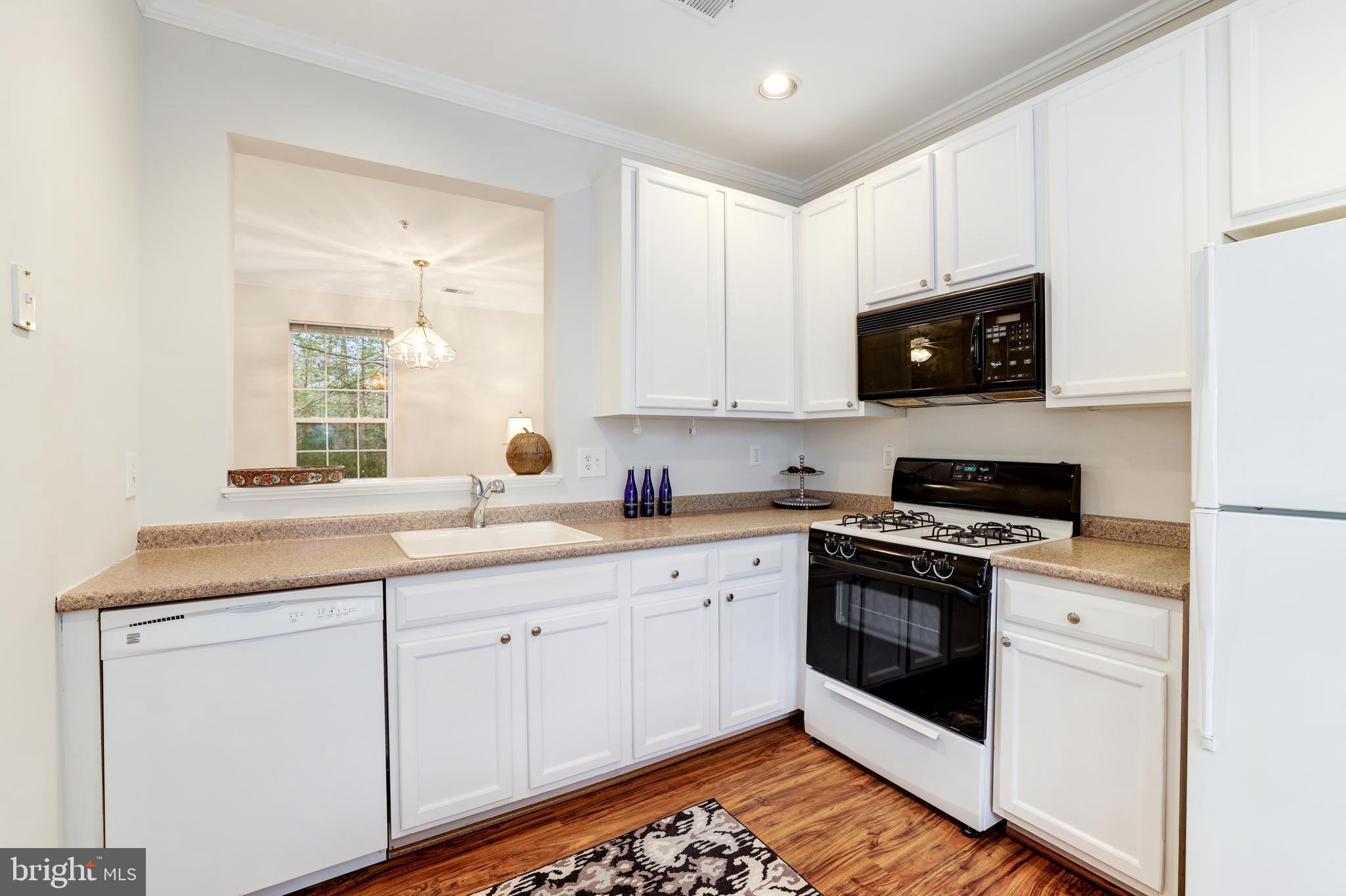 1305 Windleaf Drive, Unit 170 Reston, VA 20194 - Photo 10 of 32 Gallery Image 10