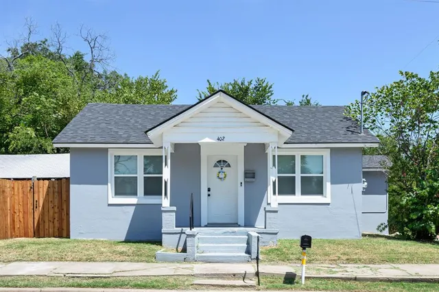 $1,275 | 402 Northwest 5th Street, Mineral Wells, TX 76067