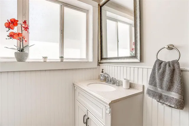 $1,275 | 402 Northwest 5th Street, Mineral Wells, TX 76067