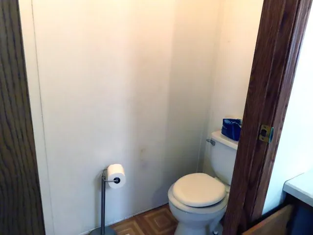 $179,900 | 18340 Highway 59, Thief River Falls, MN 56701