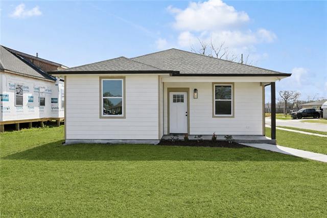 2201 Venus Place Violet, LA 70092 - Photo 1 of 12
