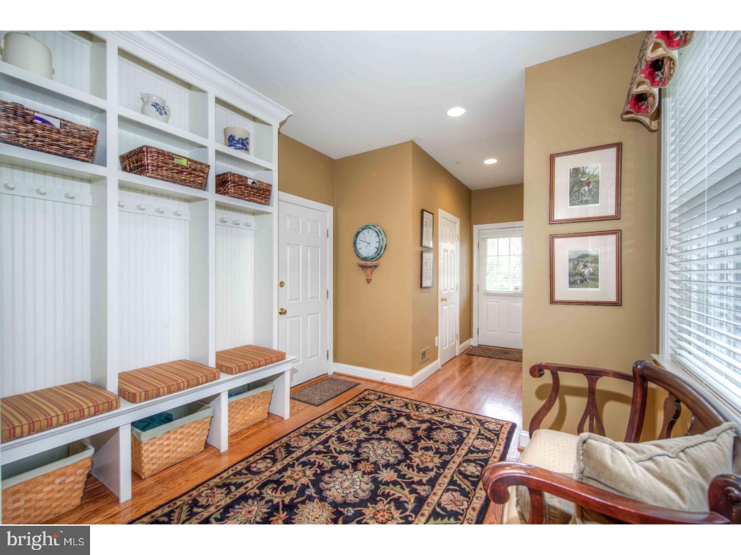 1012 Whitegate Road Wayne, PA 19087 - Photo 15 of 25