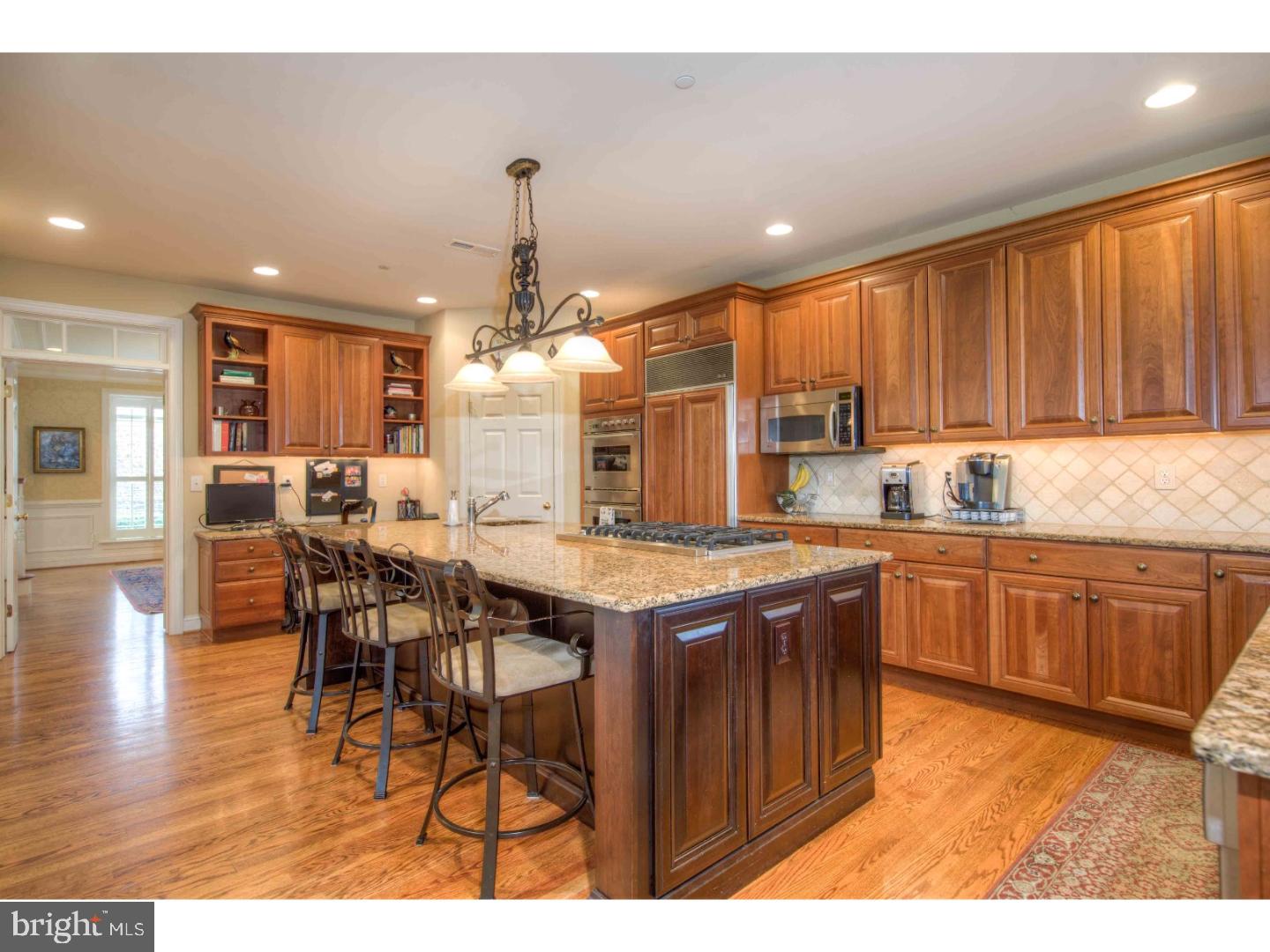 1012 Whitegate Road Wayne, PA 19087 - Photo 10 of 25