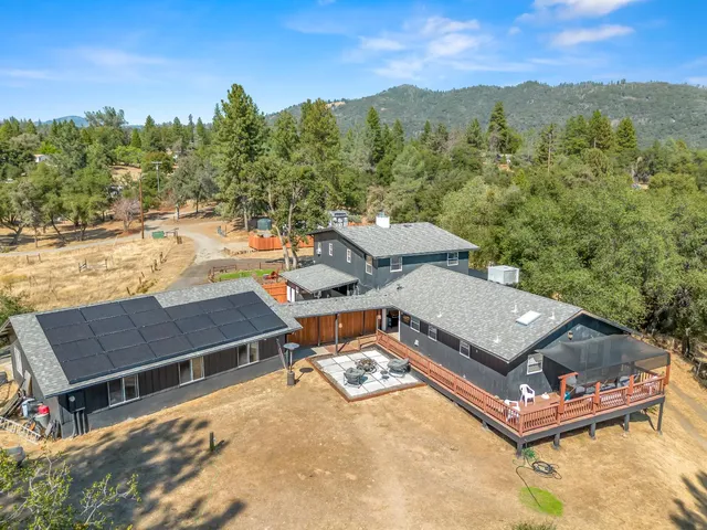 $699,000 | 58569 Road 601, Ahwahnee, CA 93601