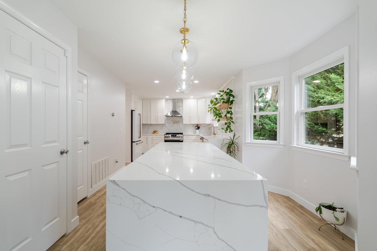 1271 King Edwards Way Harrisonburg, VA 22801 - Photo 19 of 75