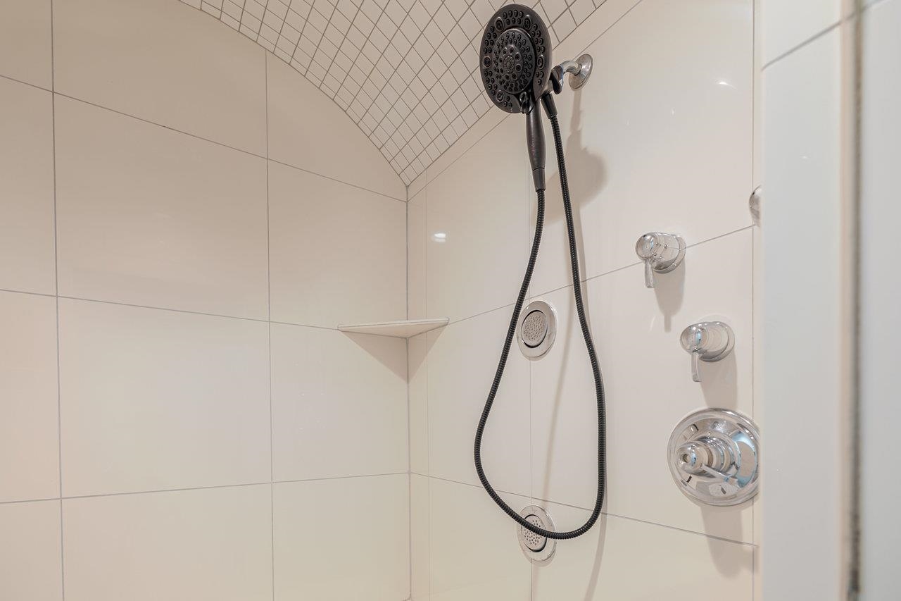 1271 King Edwards Way Harrisonburg, VA 22801 - Photo 47 of 75